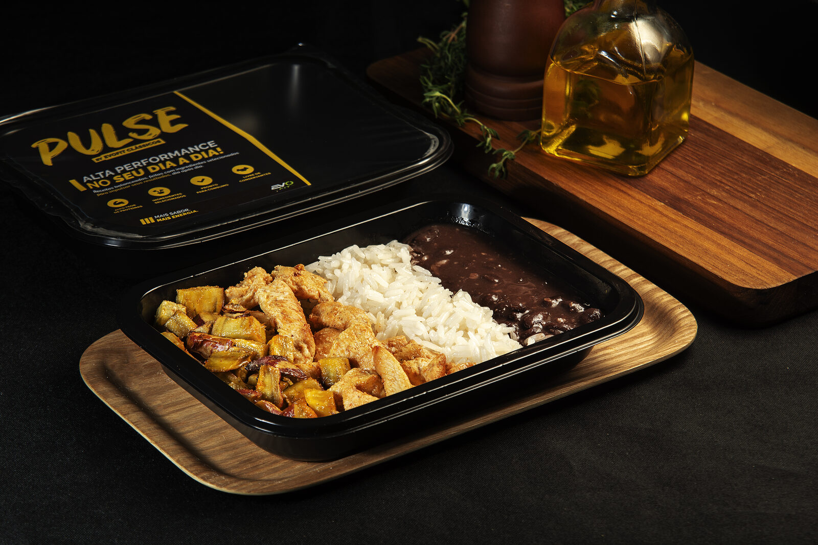 Pulse! Arroz Branco, Feijão Preto, Cubos de Frango grelhado e Batata-Doce sauté