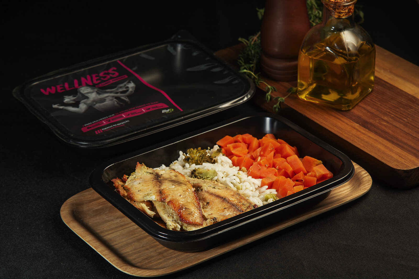 Wellness! Filé de Peixe com Arroz de Brócolis e Cenoura sauté